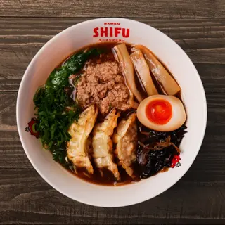 Gyoza Ramen