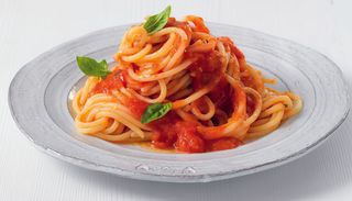 Spaghetti pomodoro e basilico