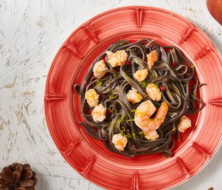 Tagliolini al nero di seppia con mazzancolle