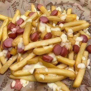 Patate con Wurstel e Provola Grande