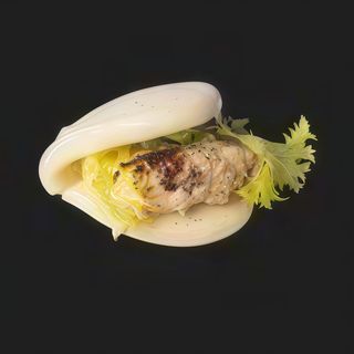 29. Salmone bao - un pezzo