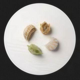 37. Ravioli misti a vapore - 4 pezzi