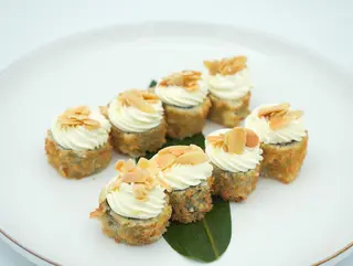 49D. Hoso Almond