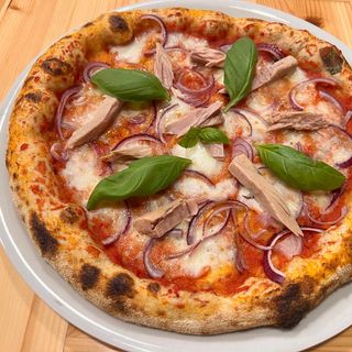 Pizza Tonno e Cipolle