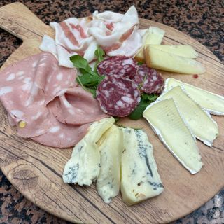 TAGLIERE SALUMI E FORMAGGI