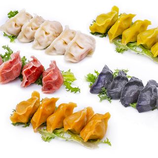 Ravioli di patate rosse e ceci + ravioli di maiale e verza