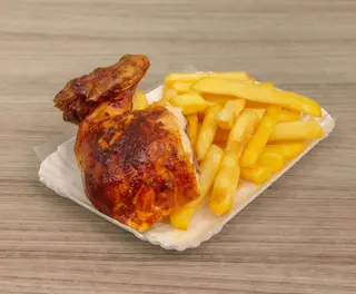 Pollo alas y papas
