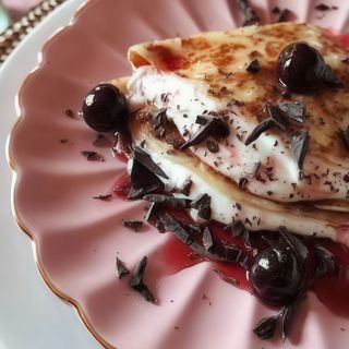 Crema pasticcera e amarena