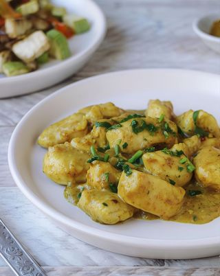 103. Pollo al curry (con verdure)