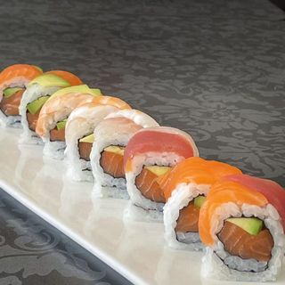 Uramaki sakè Rainbow