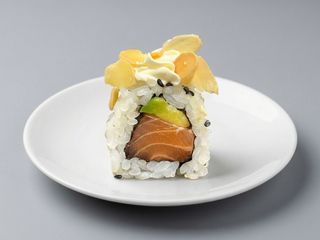 Uramaki mandorle 8 pezzi