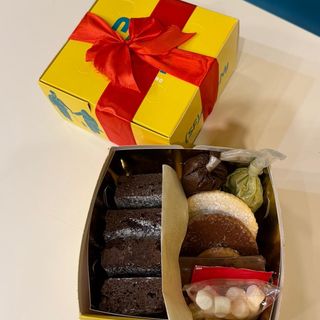 Merenda dolce-Mix, the e cioccolata calda