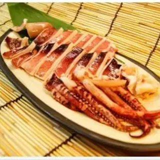 P01 Calamari piastra