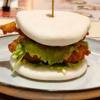 B02 Chicken bao