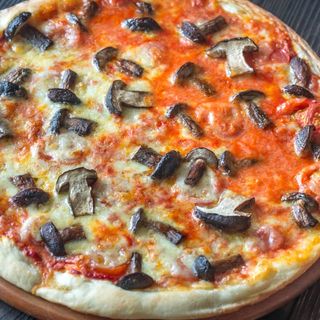 pizza porcini rossa