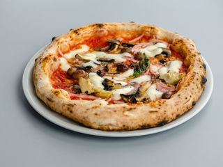 Pizza Capricciosa