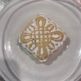 Dolce con datteri بالدقلة حلوة التمر 