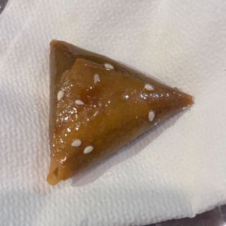 Dolce con arachidi e miele صمصة كاكاويا بريوات 