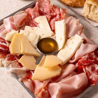 Tagliere di salumi e formaggi