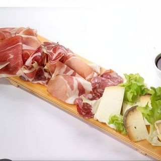 Tagliere di salumi e formaggi ×2