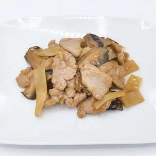 Maiale funghi e bambù
