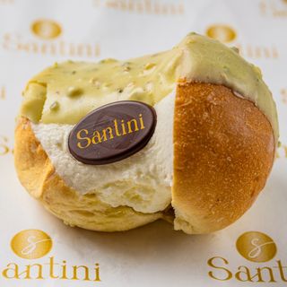 Maritozzo  pistacchio