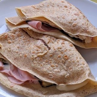 Crepes salame piccante&formaggio
