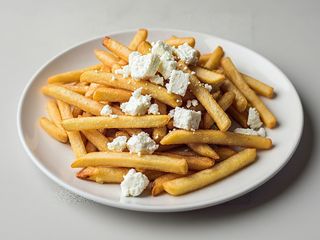 Patate fritte con feta
