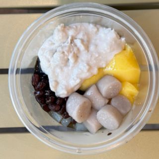 芋尼椰椰acqua dolce con latte di cocco 