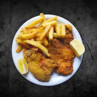 Milanesa di carne con Patatine Fritte