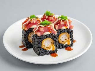 151. Black uramaki teck 4 pezzi
