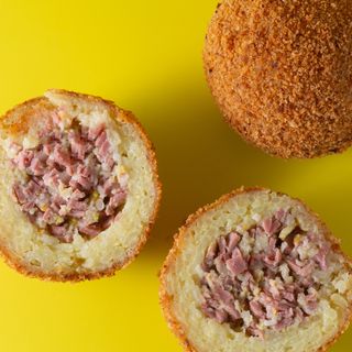Arancina alla Mortadella e Pistacchio