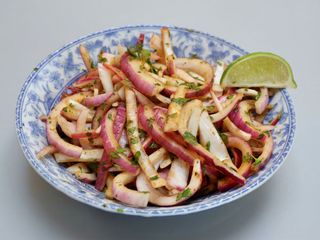 Onion salad