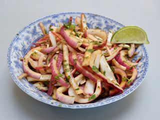 Onion salad