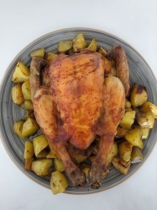 Pollo allo spiedo intero