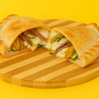 Calzone Fiore di Zucca &Alici