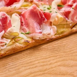 1/2 Patate, provola e pancetta