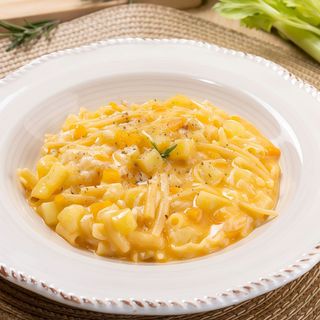 Pasta mista con patate e provola