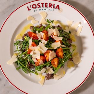 Straccetti con rucola, pachino e grana
