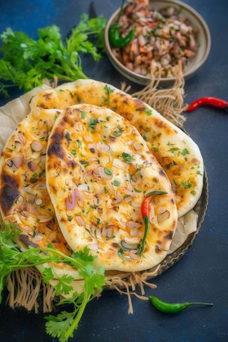 Onion naan