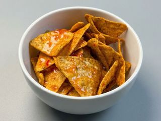 Nachos con salsa agrodolce