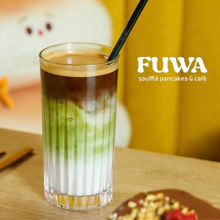 matcha caffe latte