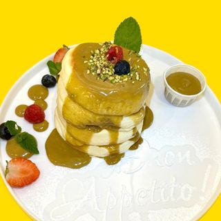 Soufflé Pistacchio + Caffè o Bevanda a Scelta