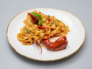 Tagliatella di pasta fresca all'astice