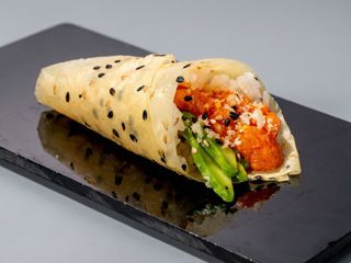 Temaki mame spicy salmon 