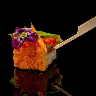 Crispy salmon dado 2 pezzi