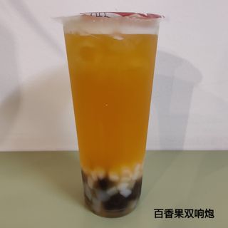 T5. Te' verde passionfruit e perle tapioca 百香果双响炮