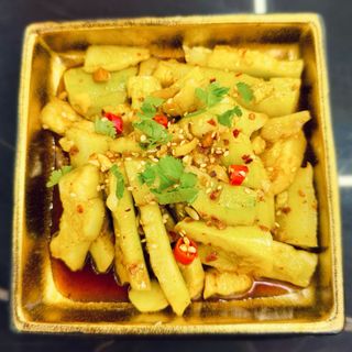 128. Insalata di cetrioli