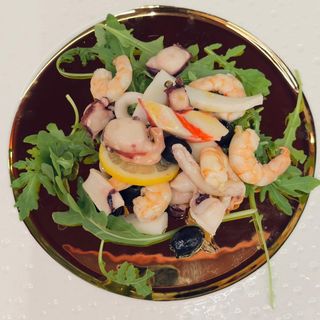130. Insalata frutti di mare