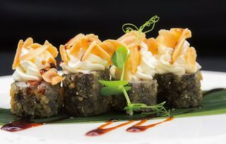 378Hosso Philadelphia sake maki fritto